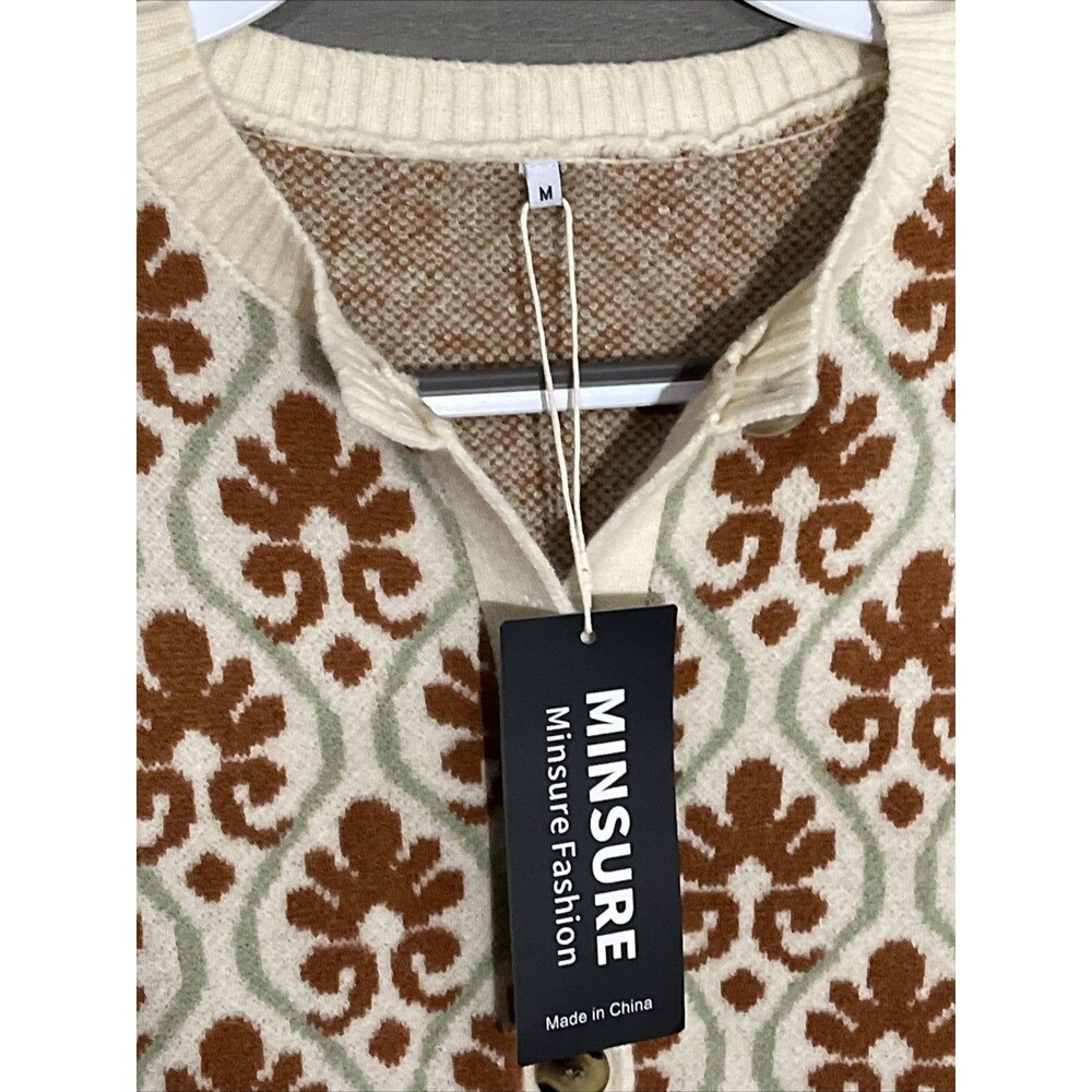Womens Boutique Sweater Cardigan NWT Medium Cozy Soft Preppy Winter - Picture 4 of 7